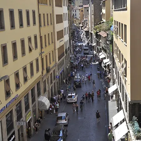 伯圣塔玛丽亚酒店 酒店